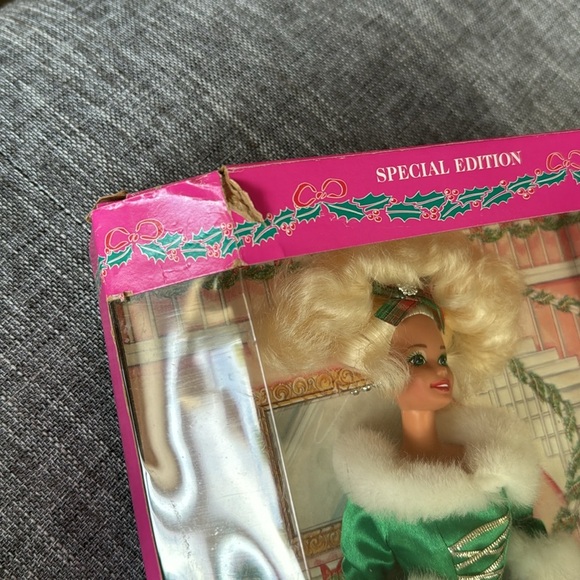 Barbie doll winter eve new inbox - Picture 5 of 6